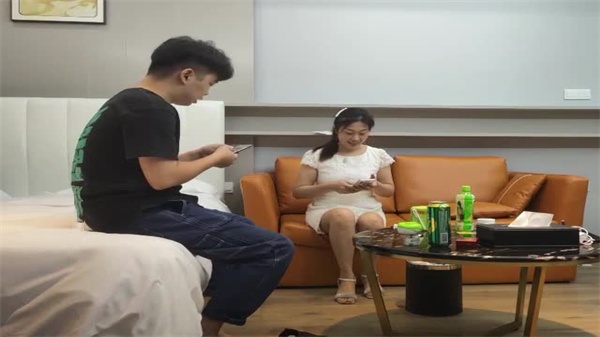 万众期待的良家美少妇